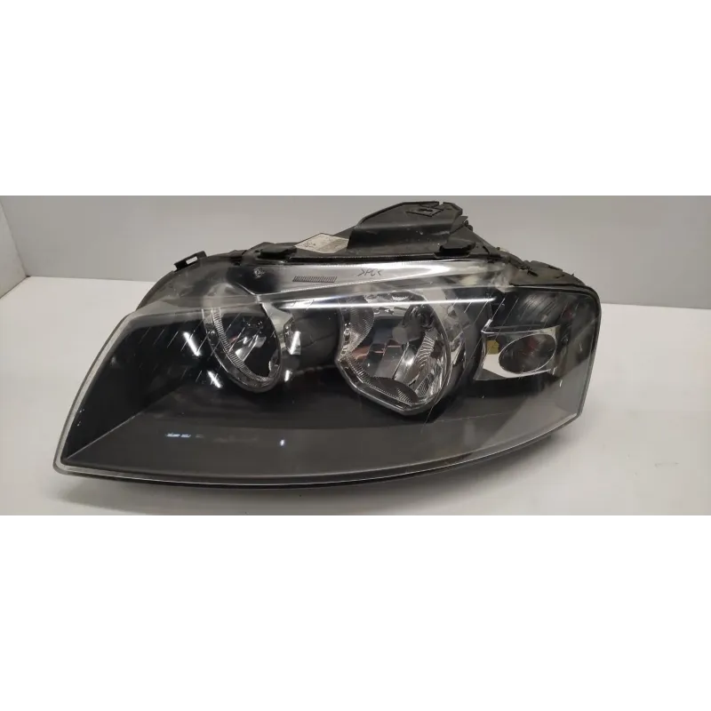 Phare gauche audi a3 8p