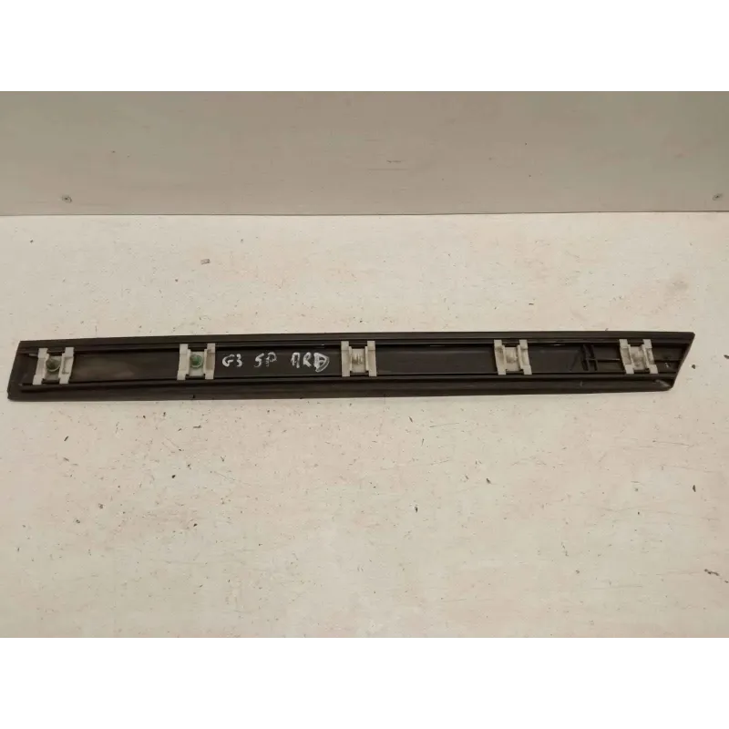 Baguette porte arriere droit