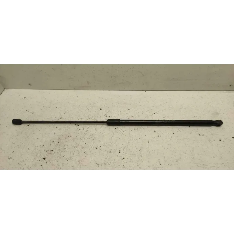 Verin capot gauche volkswagen tiguan