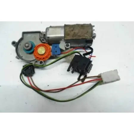 Moteur toit ouvrant