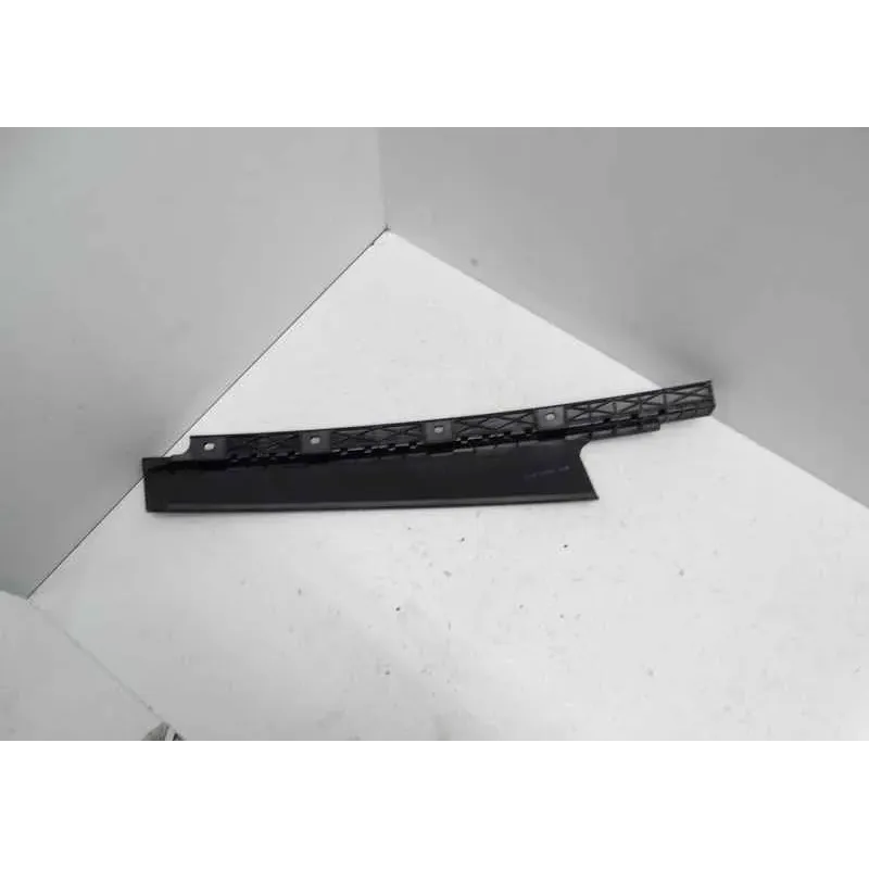 Baguette porte arriere droit bmw serie 1 f20/f21