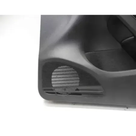 Garniture porte avant droit