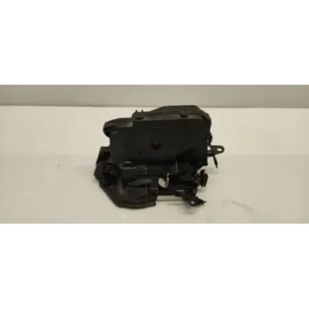Serrure porte arriere droite bmw serie 3 e90/e91