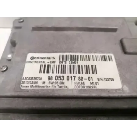 Ecran multimedia peugeot 208