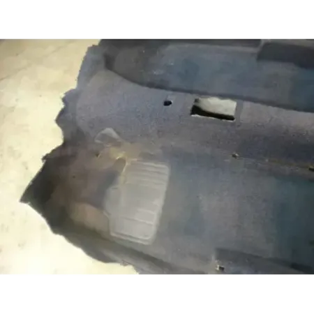 Revetement coffre bmw serie 3 e21