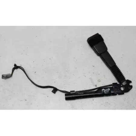 Pretensionneur avant droit bmw x1 e84