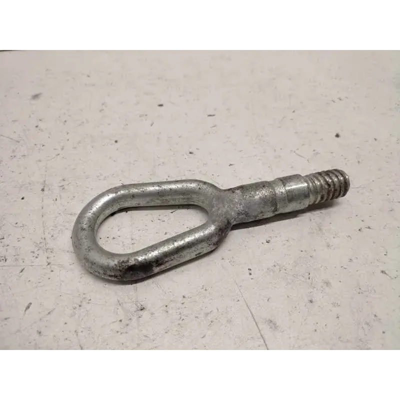 Anneau de remorquage bmw serie 3 e46