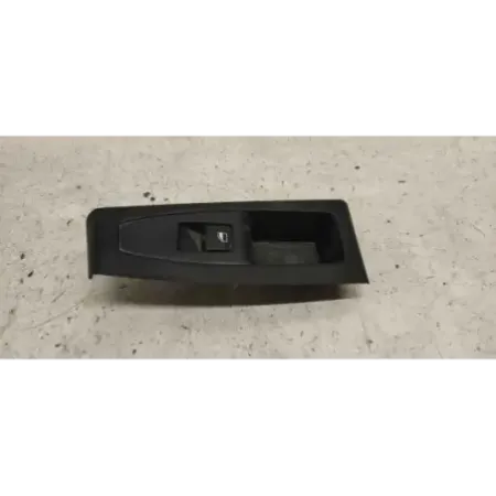 Commande leve-glace porte avant droit bmw serie 2 f45/f46