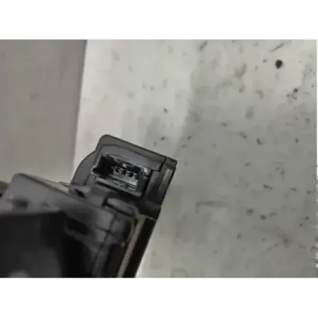 Serrure coffre arriere bmw serie 1 f20/f21