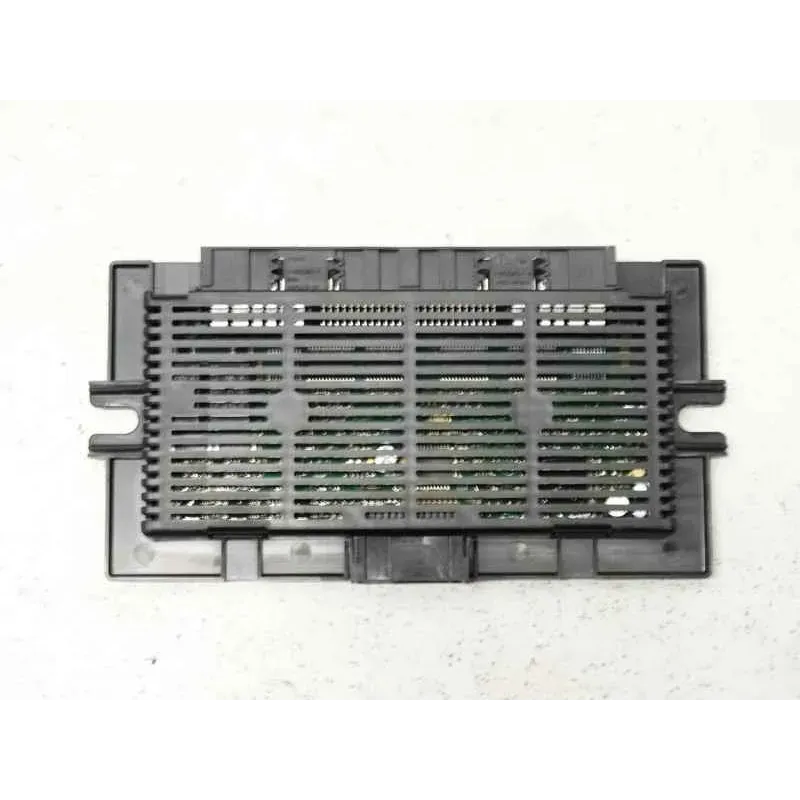 Module de plancher, habitacle, confort