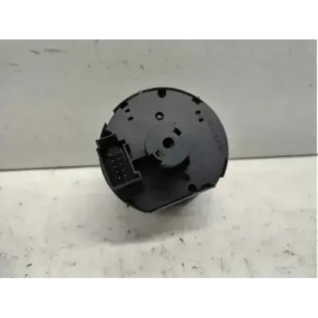 Commande eclairage volkswagen golf 5 v