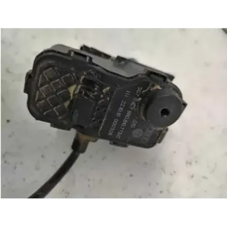 Volet de trappe carburant