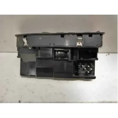 Commande leve-glace porte avant gauche bmw serie 5 e39