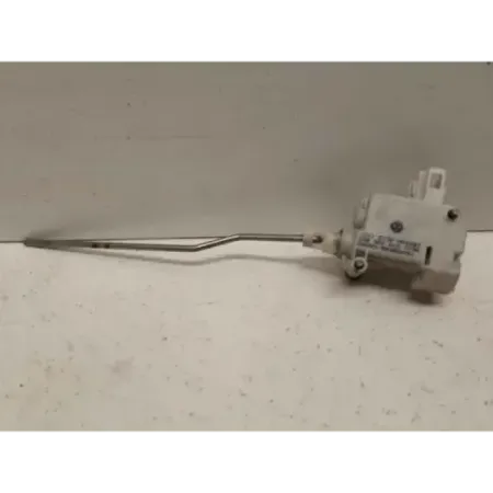 Moteur trappe carburant