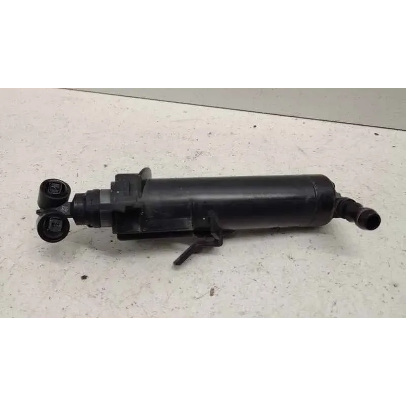 Gicleur lave-phare avant droit audi a5