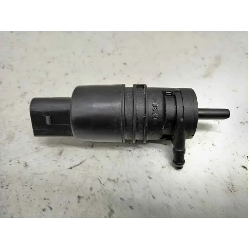 Pompe lave-glace arriere bmw 525i
