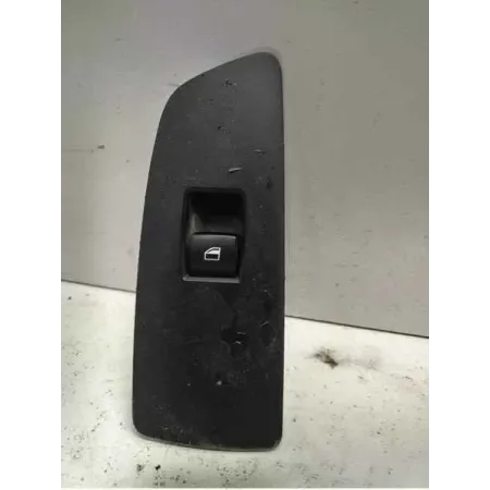 Commande leve-glace porte avant droit bmw serie 1 e87/e81