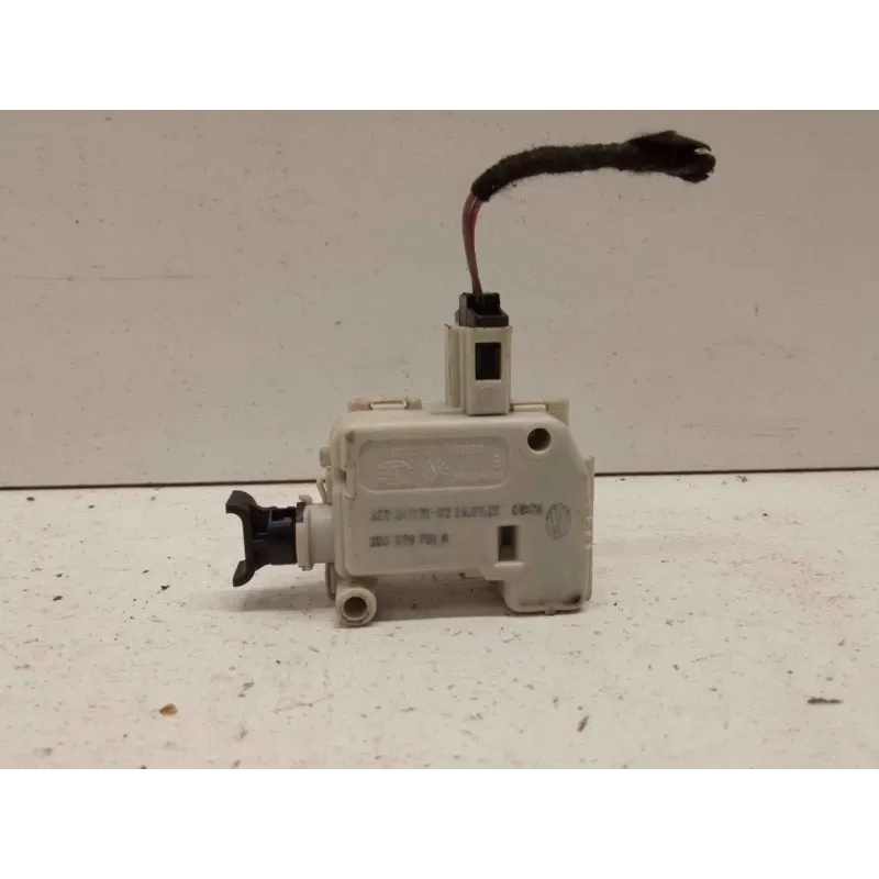 Actionneur serrure coffre