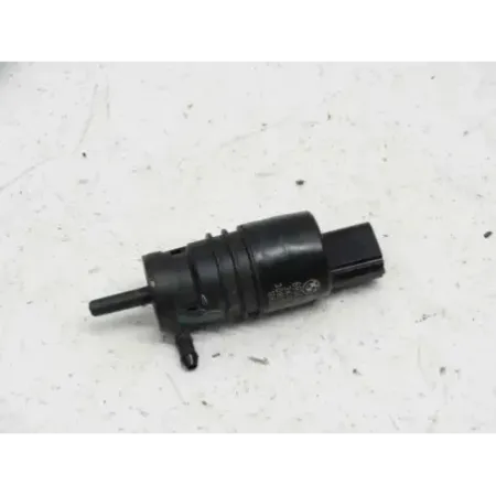 Pompe lave-glace avant bmw x5 e70
