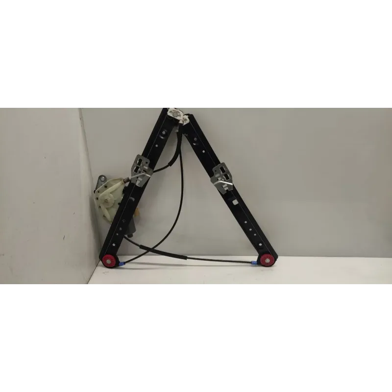 Mecanisme + moteur de leve-glace avant droite bmw serie 3 e46