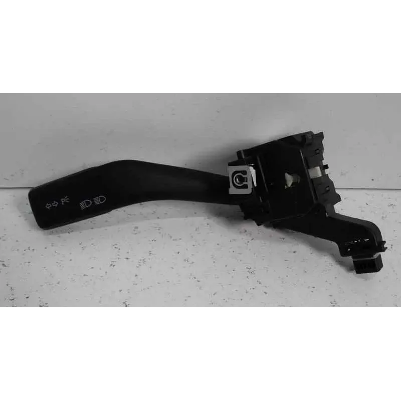 Commodo clignotant audi a3 8p