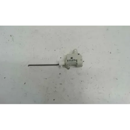 Moteur trappe carburant