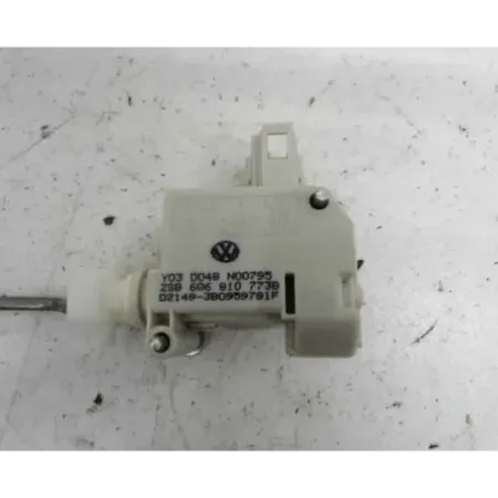 Moteur trappe carburant