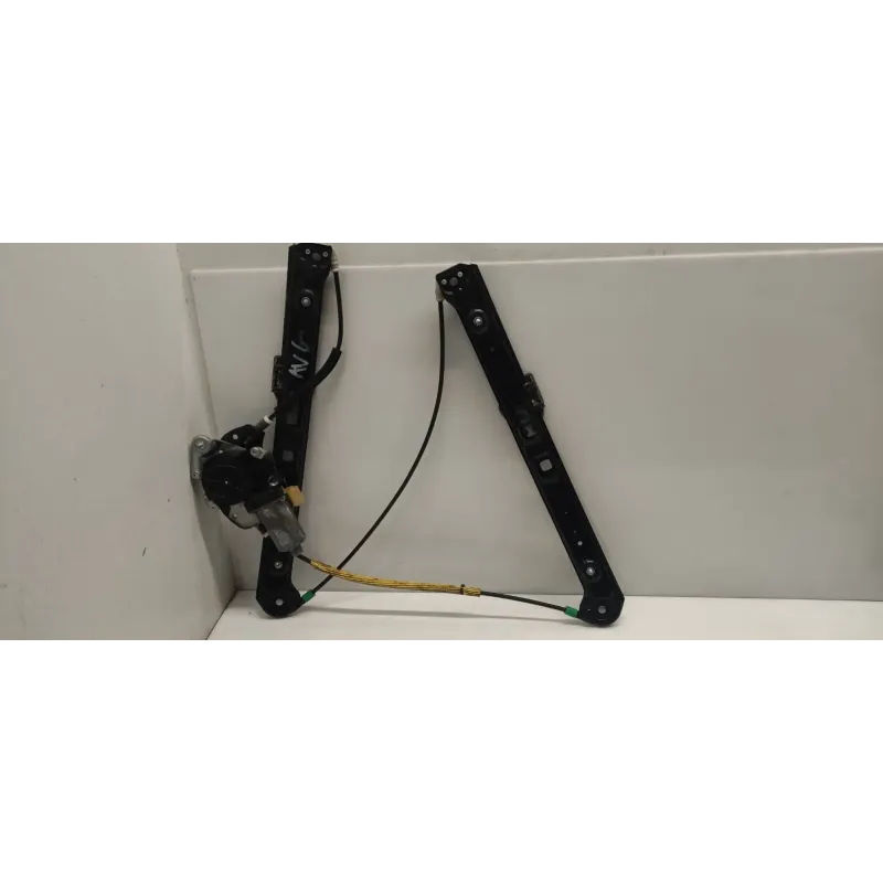 Mecanisme + moteur de leve-glace avant gauche bmw serie 3 e46