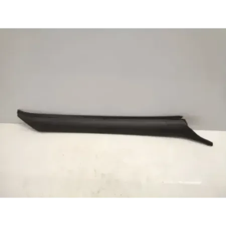 Montant de pare brise avant droit bmw serie 3 e30