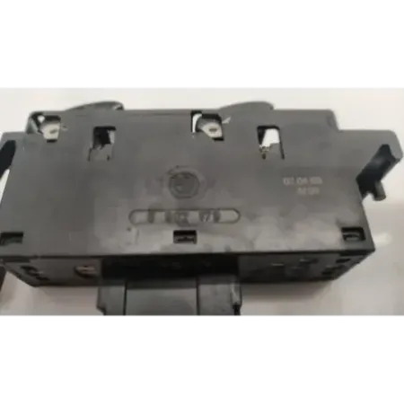 Commande leve-glace porte avant droit bmw serie 3 e46