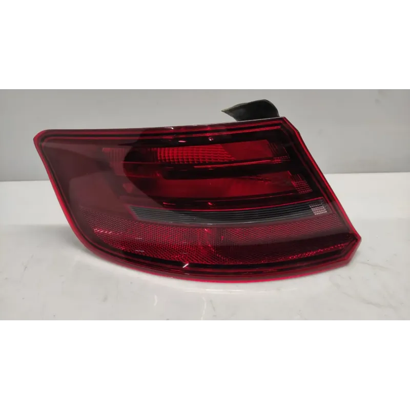 Feu arriere gauche audi a3 8v