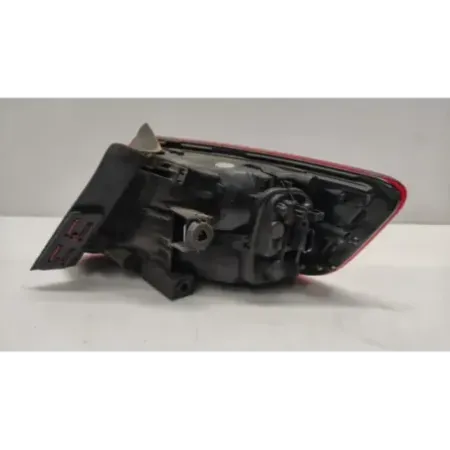 Feu arriere gauche audi a3 8v