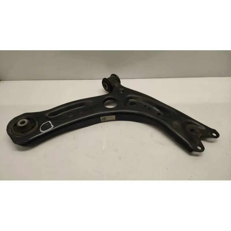 Triangle inferieur avant droit audi a3 8v