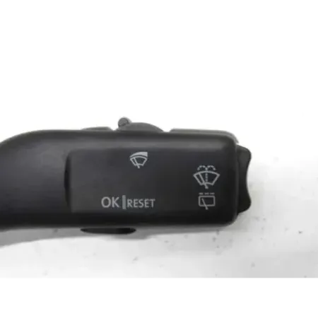 Commodo essuie glace volkswagen golf 5 v