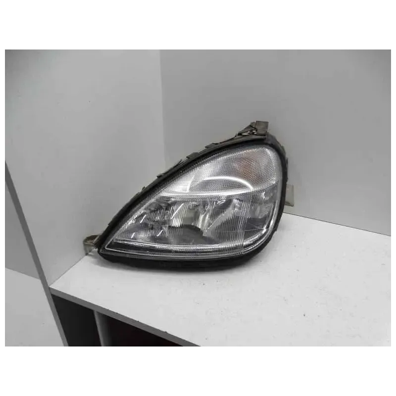 Phare gauche mercedes classe