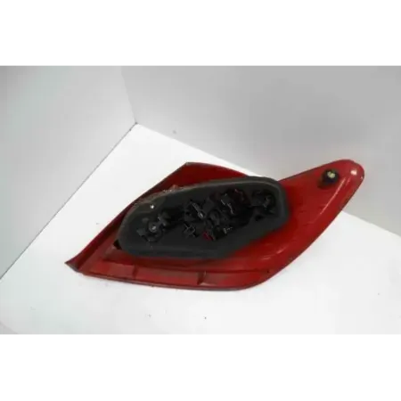 Feu arriere gauche peugeot 307