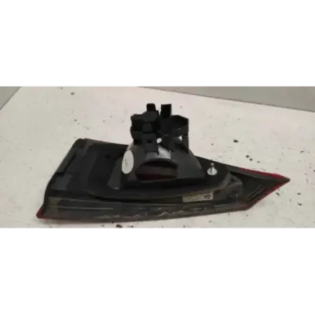 Feu arriere interieur gauche bmw x1 e84