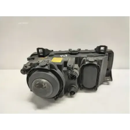 Phare gauche bmw serie 3 e36