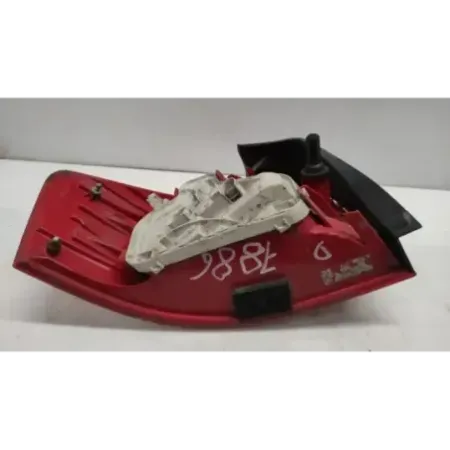 Feu arriere droit audi a3 8p