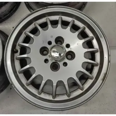 Jante bmw serie 3 e30
