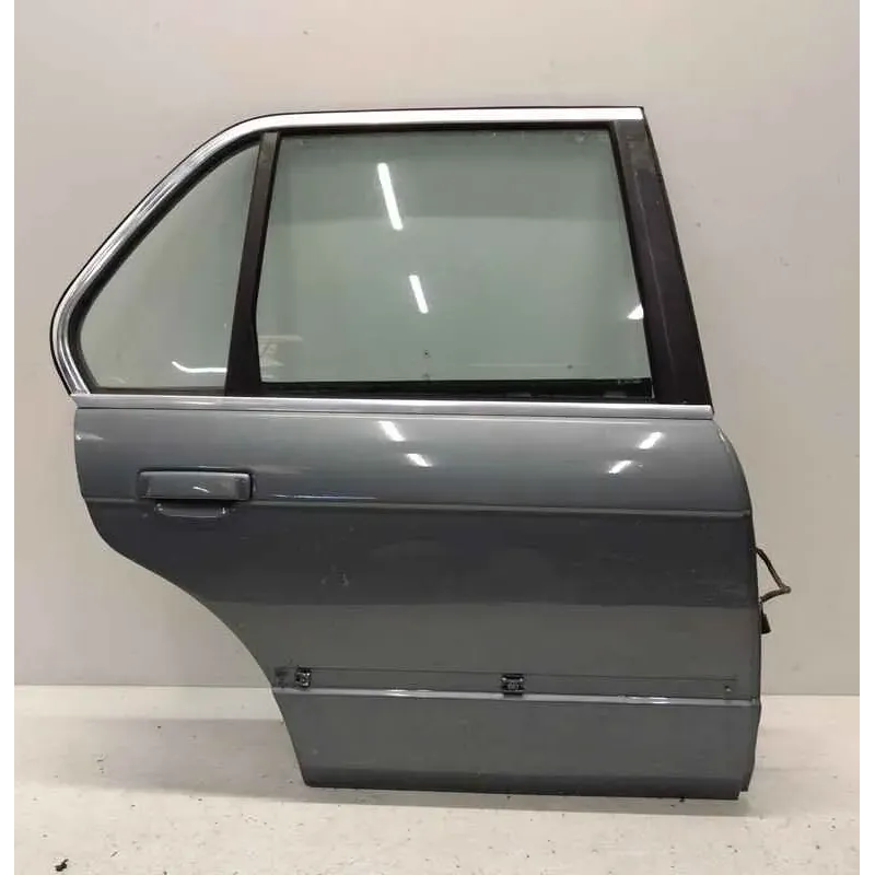 Porte arriere droite bmw serie 3 e30