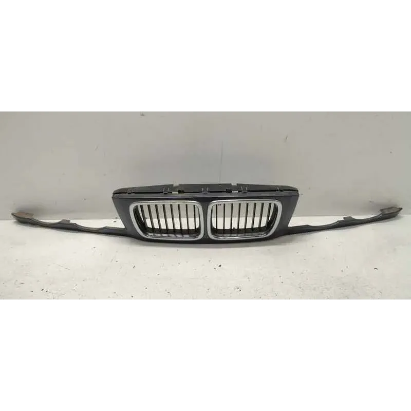 Tole calandre avant bmw serie 5 e34