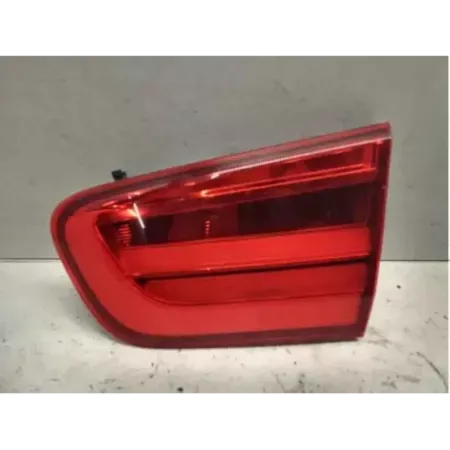 Feu arriere interieur droit bmw serie 1 f20/f21