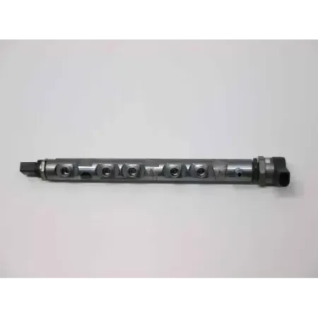 Rampe injection bmw serie 1 e87/e81