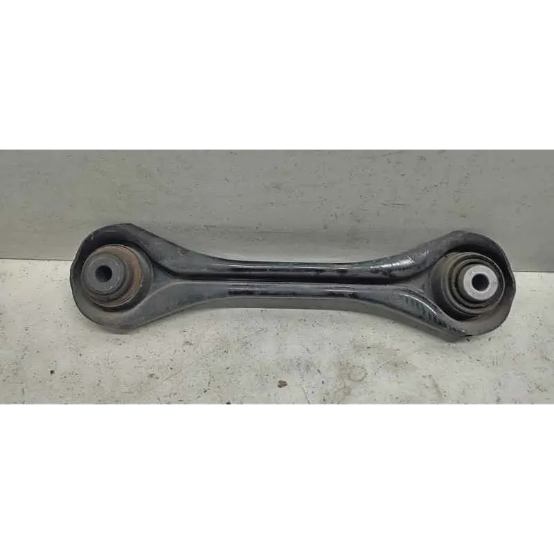 Bras superieur arriere bmw serie 1 e87/e81