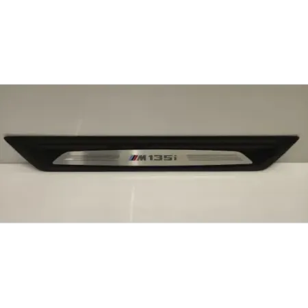 Repose pied avant gauche bmw serie 1 f20/f21