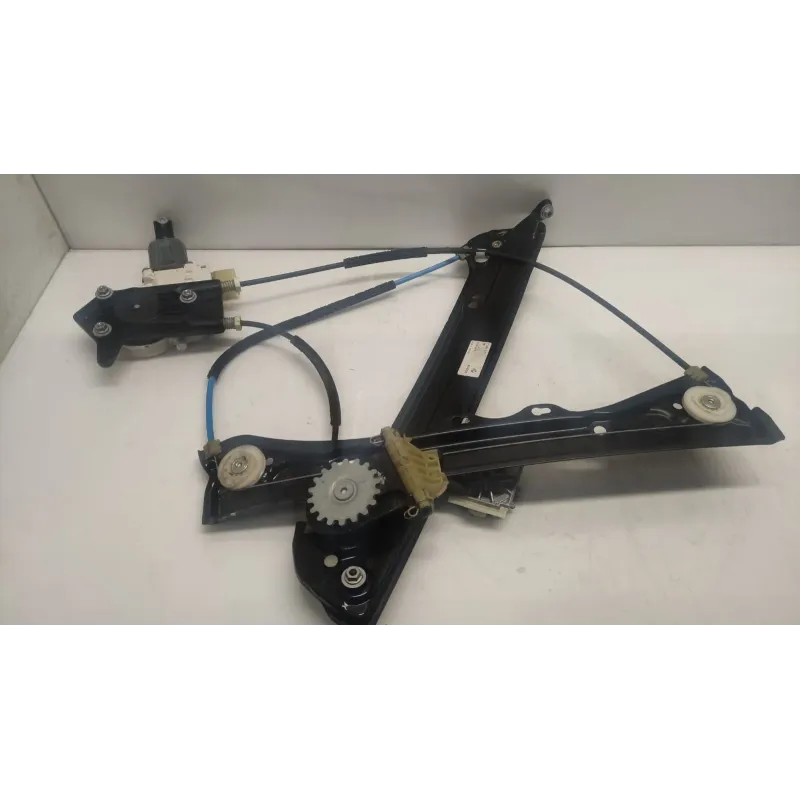 Mecanisme + moteur de leve-glace avant gauche bmw serie 4 f36