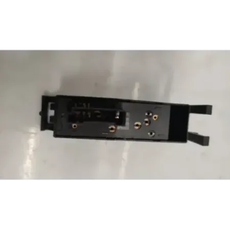 Commande leve-glace porte avant droit bmw serie 3 e46