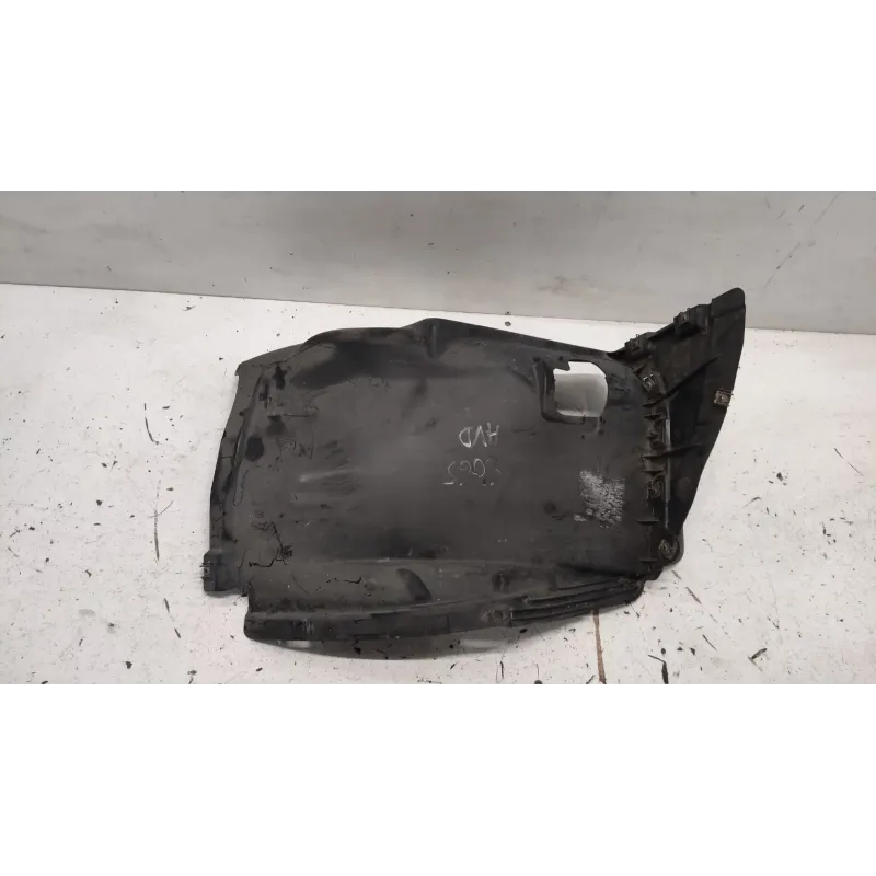 Pare-boue aile avant droite 1/2 bmw serie 1 e87/e81