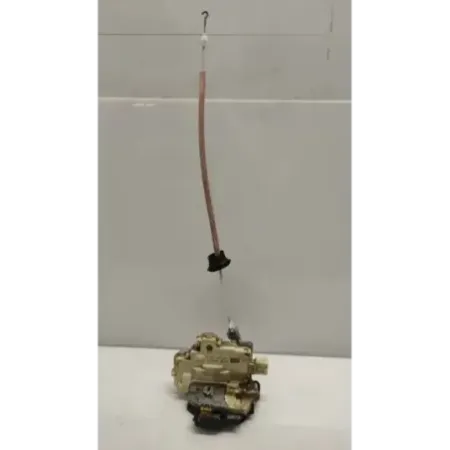 Serrure porte avant droit audi a3 8p
